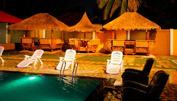 White House 4*